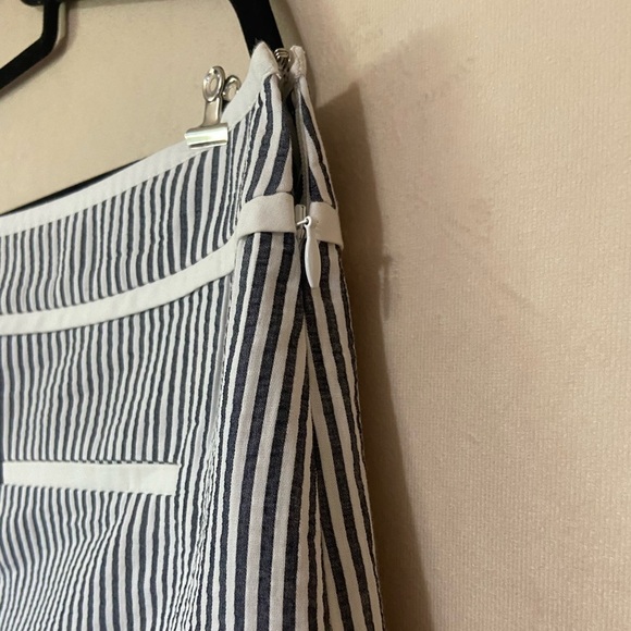 Talbots women's 14 100% cotton pin stripe slit pocket blue/white skirt EUC - Picture 4 of 7